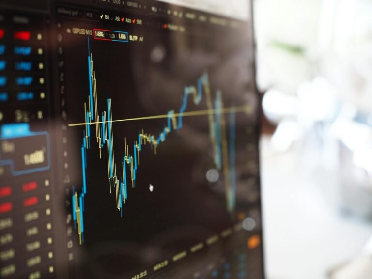 Trump's Truth Social Dives into Crypto ETFs with Bitcoin, Ethereum and Cronos