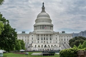 US Senators Call for Federal Investigation into Binance's Sanctions Compliance