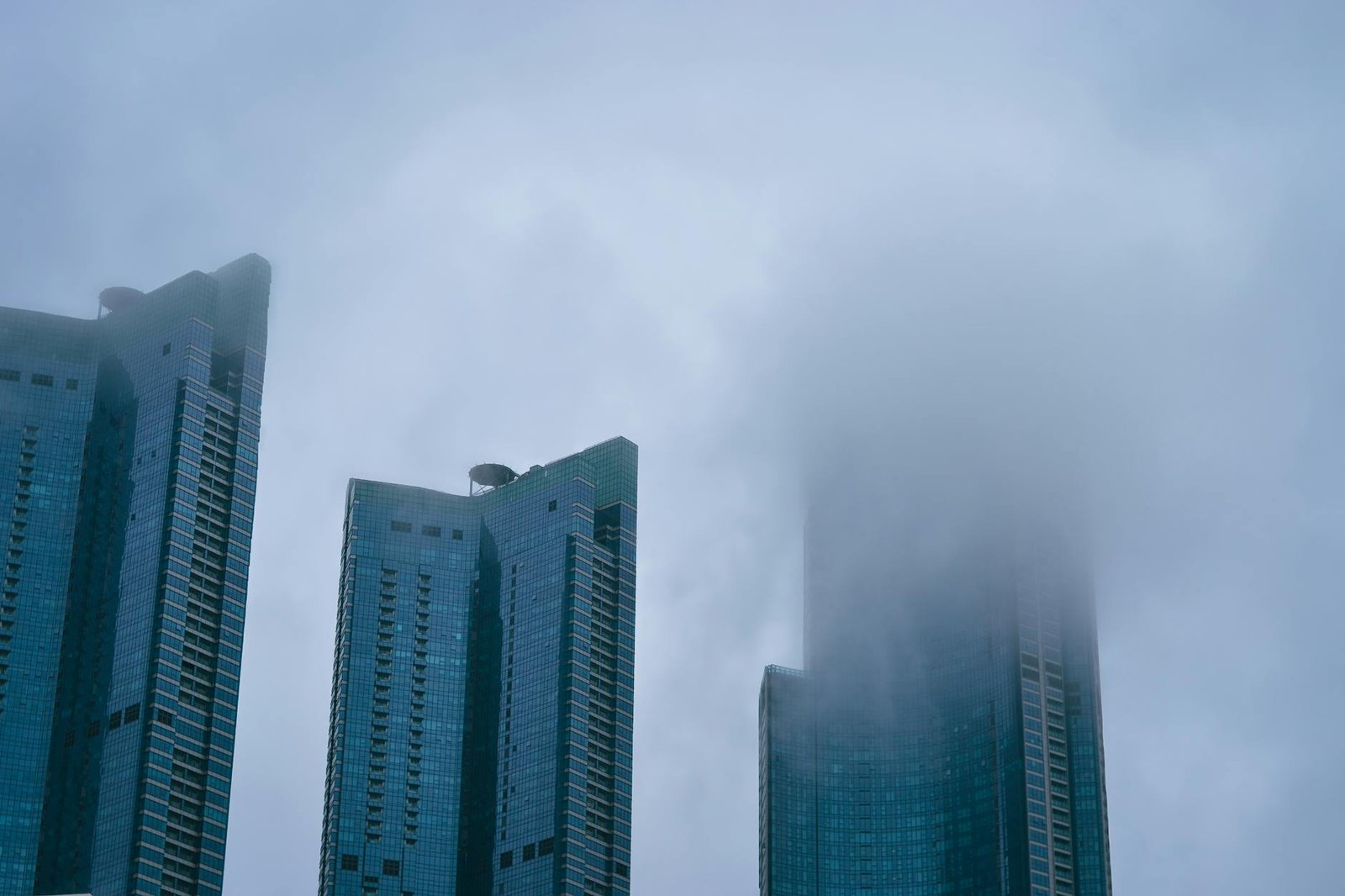 South Korea's Central Bank Urges Caution on Stablecoin Regulation, Favors Bank-led Issuance