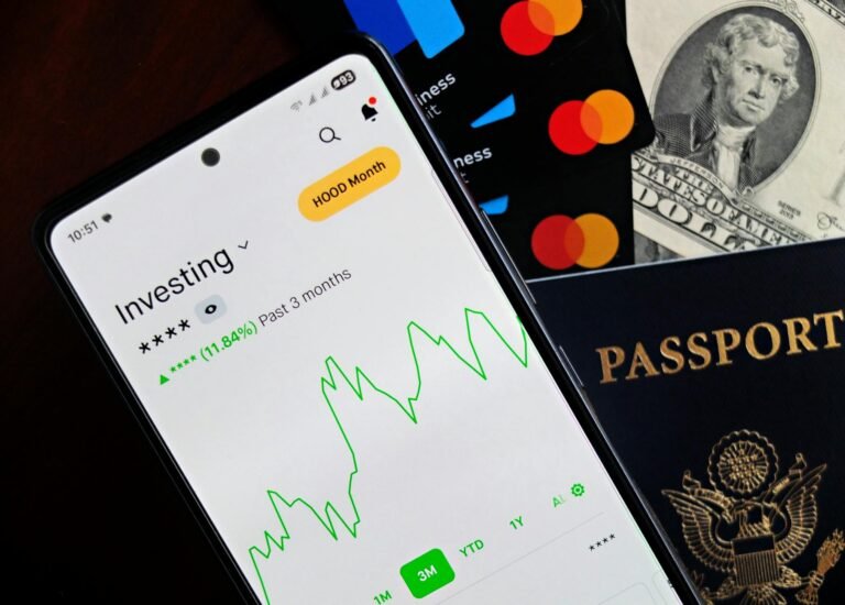 Bhutan Pioneers Blockchain-Backed Digital Nomad Visa Using Solana Gold Tokens