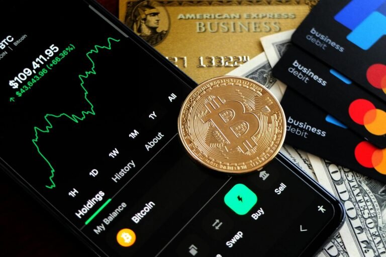 Bitcoin's AI-Triggered Market Woes: Hayes Predicts Plunge and Rebound