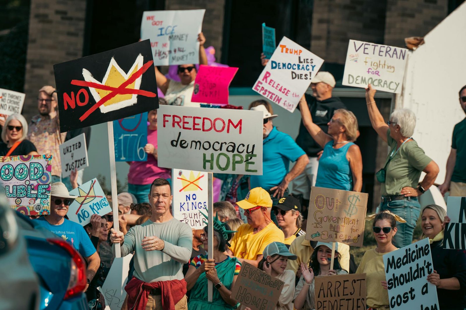 Trump's Call for Alien File Disclosure Sends Prediction Markets into Overdrive