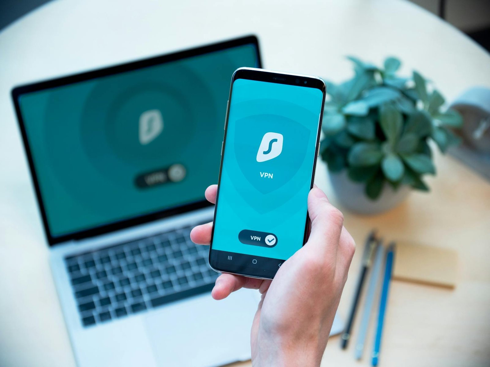 Binance's CZ and Industry Leaders Highlight Privacy Concerns as Crypto Adoption Stumbling Block