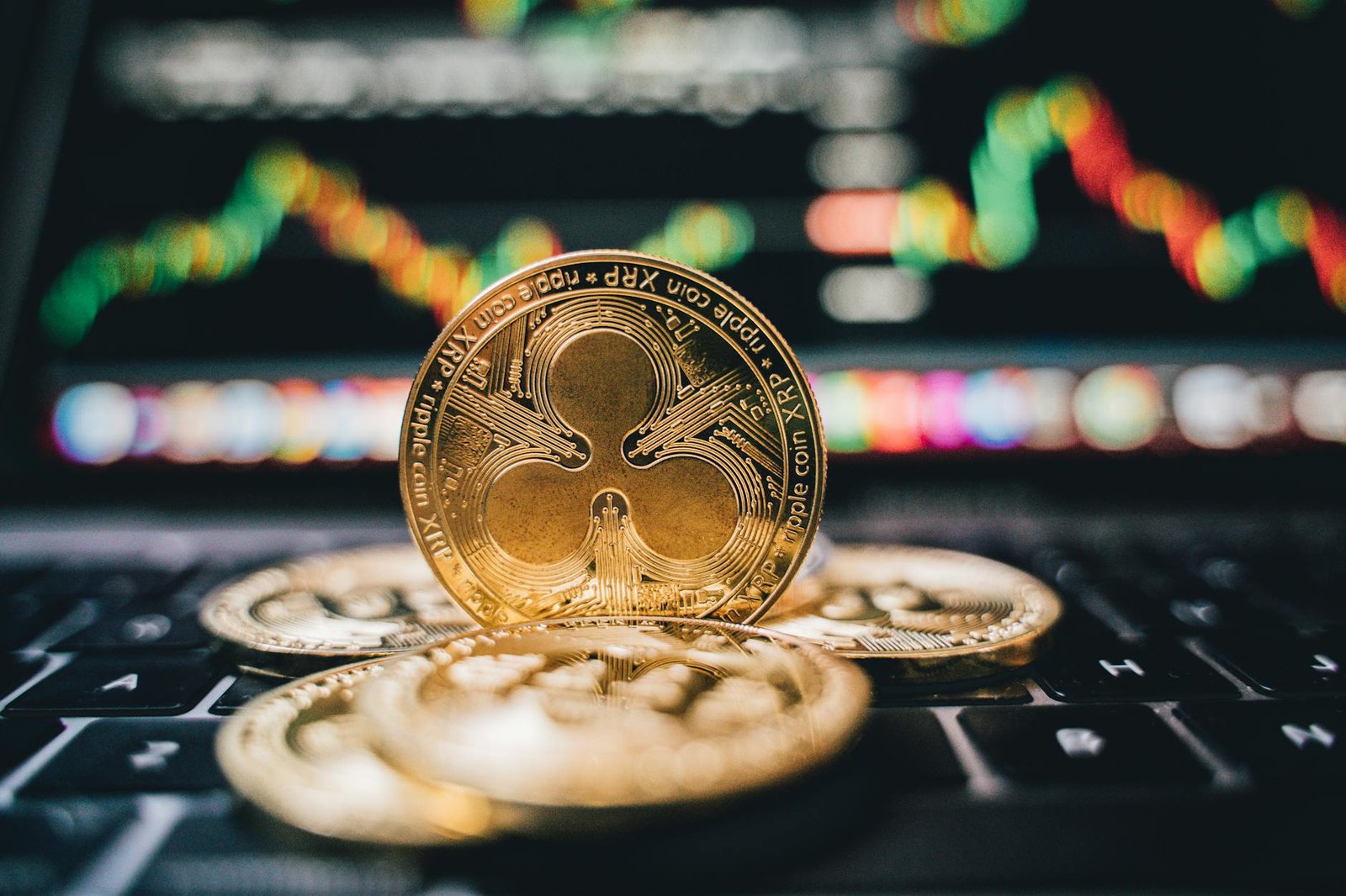Crypto Markets Plunge as US-EU Tariff Tensions Escalate