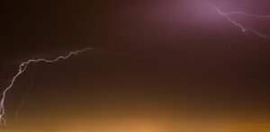 Oil-Linked Futures on Hyperliquid Surge as U.S.-Israel Strike on Iran Sparks Supply Concerns