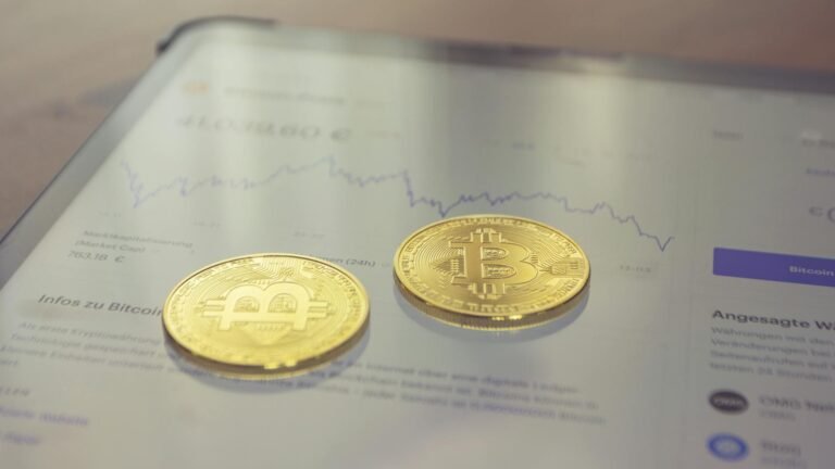 Bitcoin Remains Steady Amid US Supreme Court Tariff Ruling and Economic Uncertainty