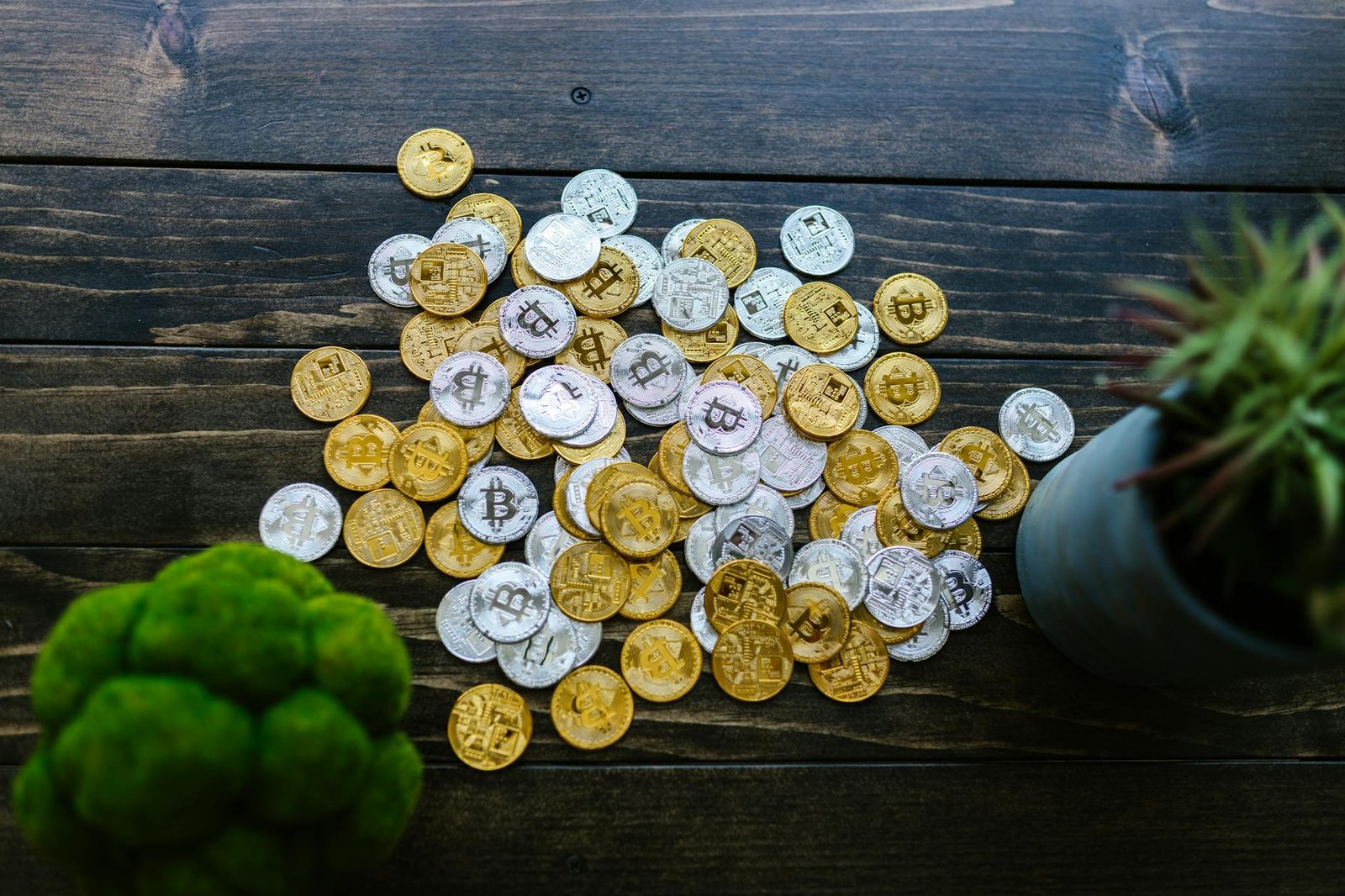 CryptoRoyal: The New Gold Standard in High-Stakes Crypto Gaming