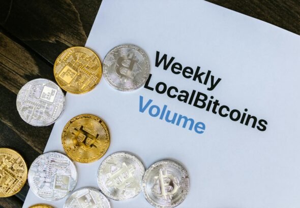 China's Stealth Move: Reducing US Treasury Holdings Sparks New Momentum for Cryptocurrencies