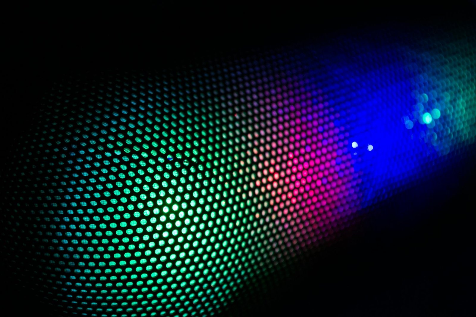 Blackrock ETF Ignites Ethereum Staking Market with Institutional Appeal