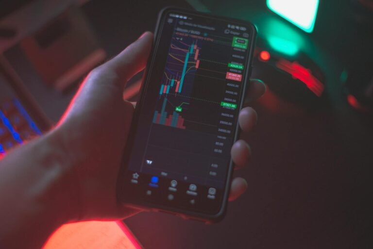 Crypto Funding Surges 50% as VCs Focus on Mega-Rounds