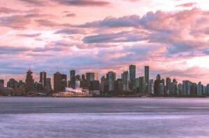 Vancouver Council Nixes Bitcoin Reserve Proposal: Staff Cites Charter Restrictions