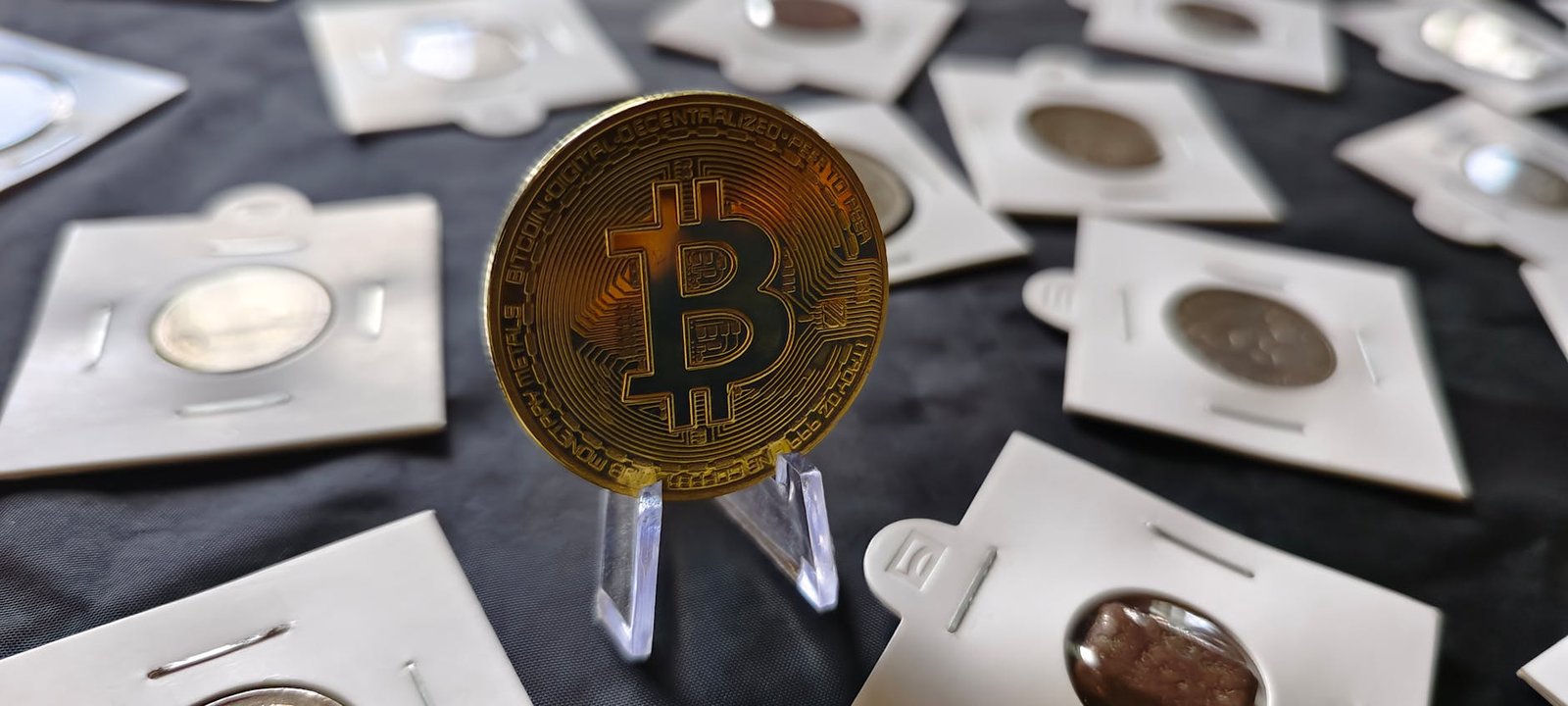 Hong Kong and Shanghai Forge Blockchain Partnership to Transform Trade Finance