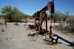 Bitcoin Defies Oil Crisis, Signals Potential Bullish Reversal