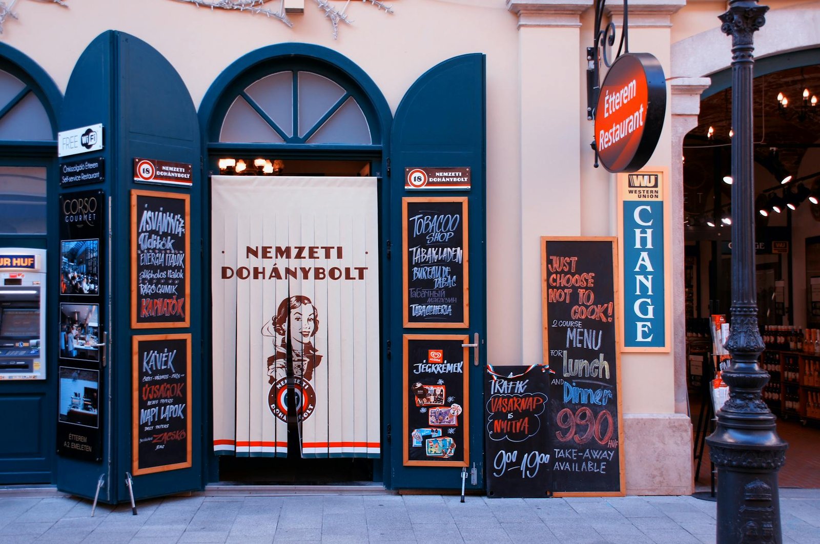 Commodities Surge: Oil and Silver Futures Outshine Crypto on Hyperliquid