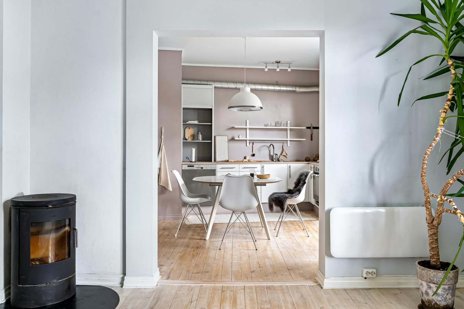 Former CFTC Chair: Clarity Act is a Boon for Banks, Not Crypto Firms