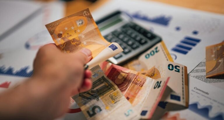 Thailand Clamps Down: Over 10,000 Crypto Accounts Frozen in Anti-Money Laundering Crackdown