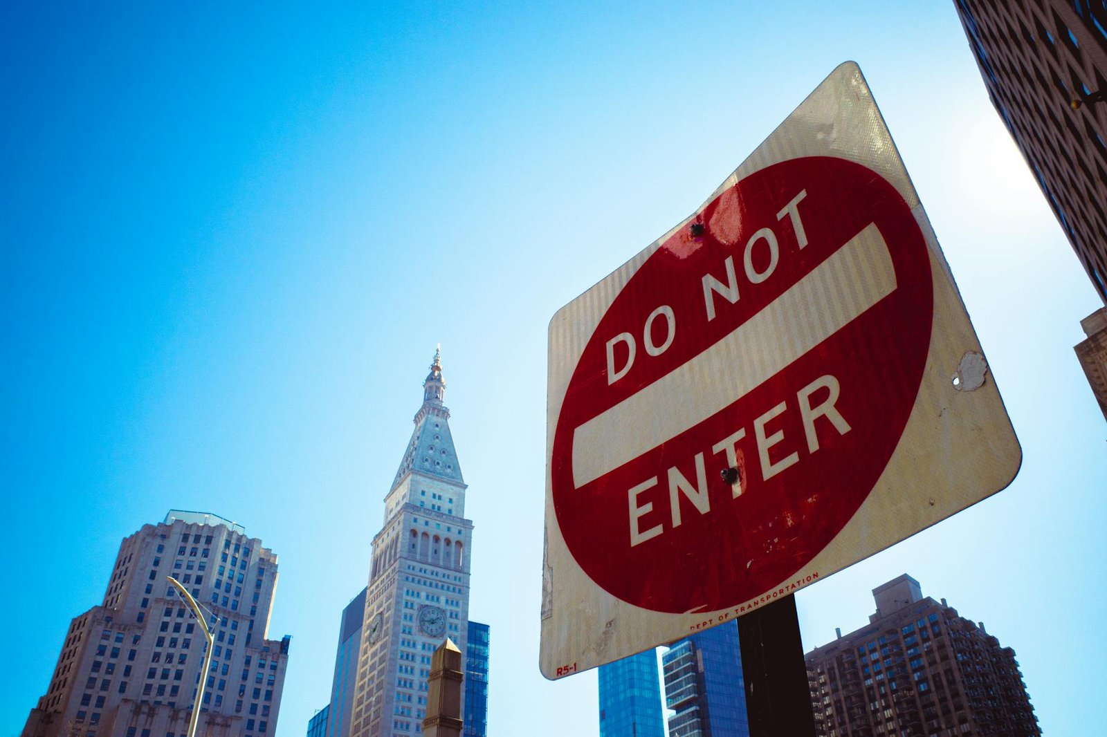 Bernstein sees potential bottom for crypto stocks ahead of Q1 earnings