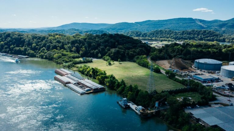 Ripple Partners with Singapore’s Central Bank to Pilot XRP Ledger and RLUSD in Trade Settlements