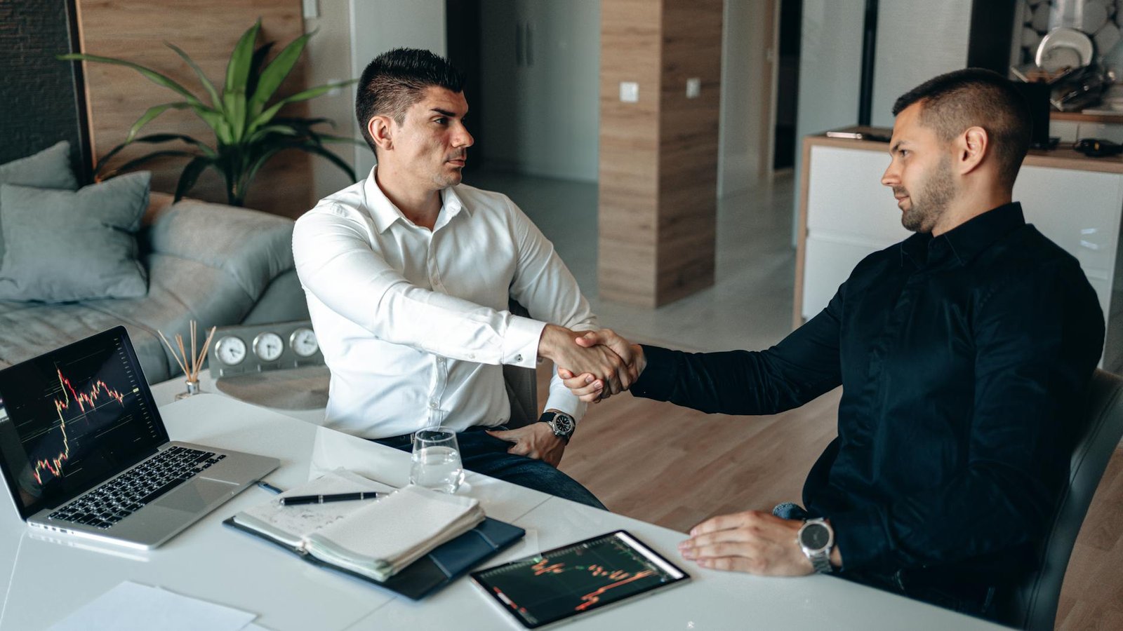 H100 Expands Bitcoin Treasury with All-Stock Norwegian Acquisition