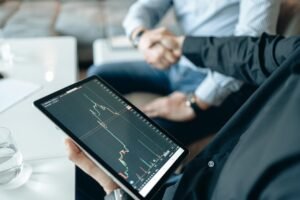 Tokenized Stocks Break $1B Barrier: Ondo and xStocks Lead the Charge