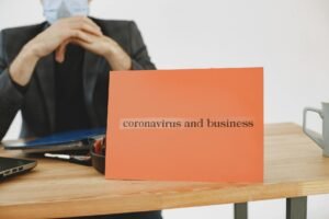 Gerald Celente Warns: War, Inflation, and Debt Conceal Fragile Global Economy