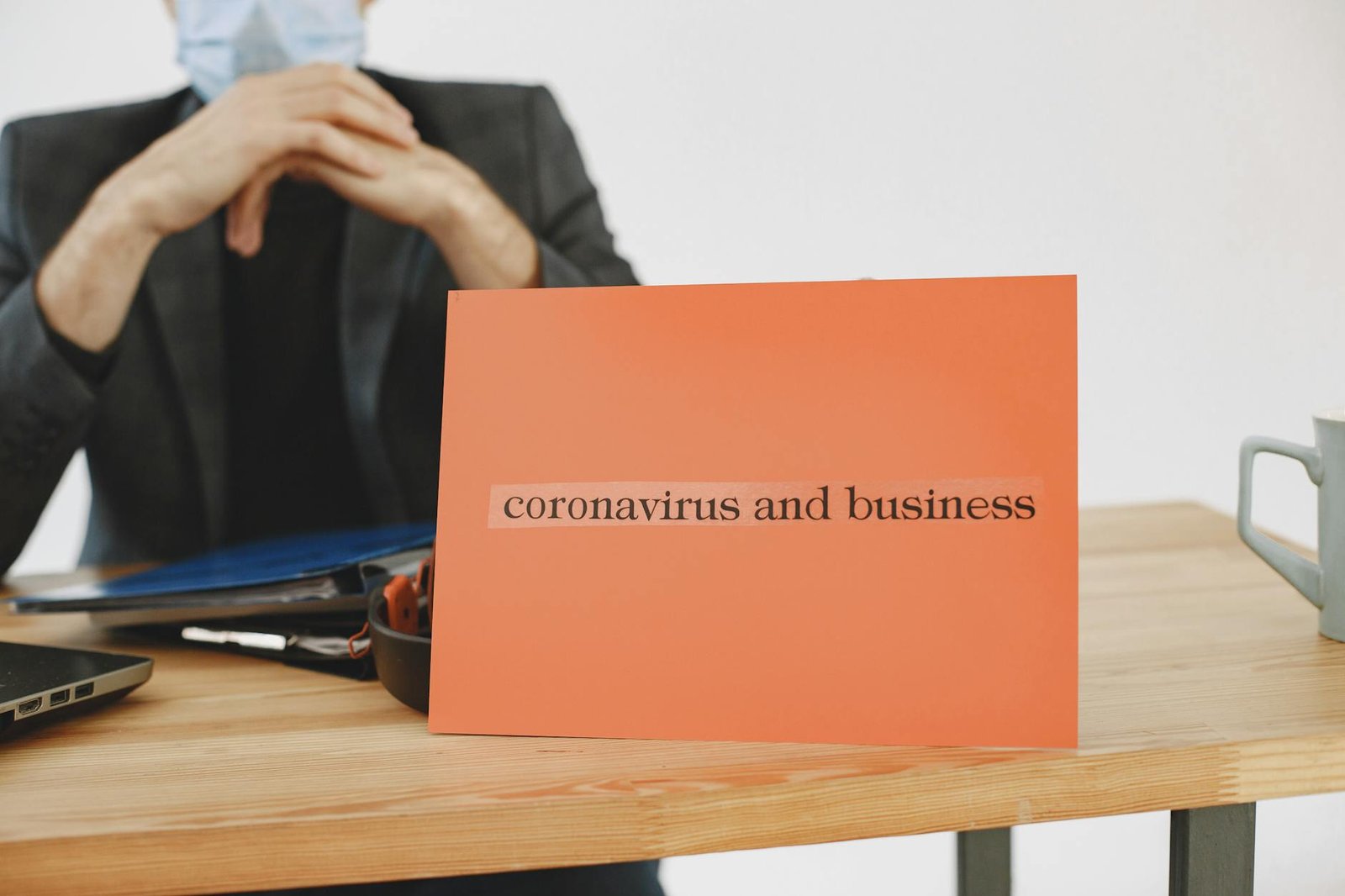 Gerald Celente Warns: War, Inflation, and Debt Conceal Fragile Global Economy