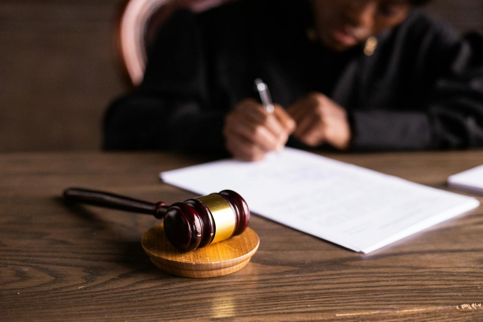 Argentine Court Hands Down Harsh Sentences in Onecoin Scam