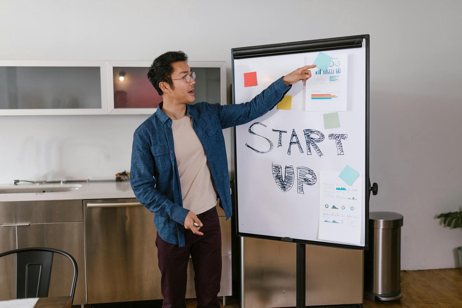 1inch Business Launches Model Context Protocol for Agentic DeFi Trading