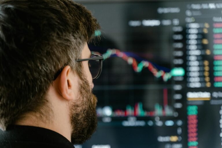 Onchain real-world perps surge, while altcoin rout drags on: Report