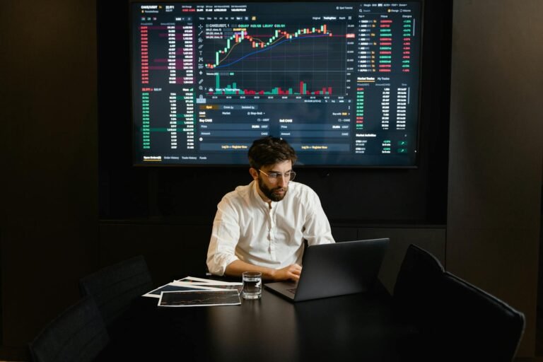 Prediction Markets Surge as US-Iran Conflict Heats Up, Lawmakers Eye Regulation