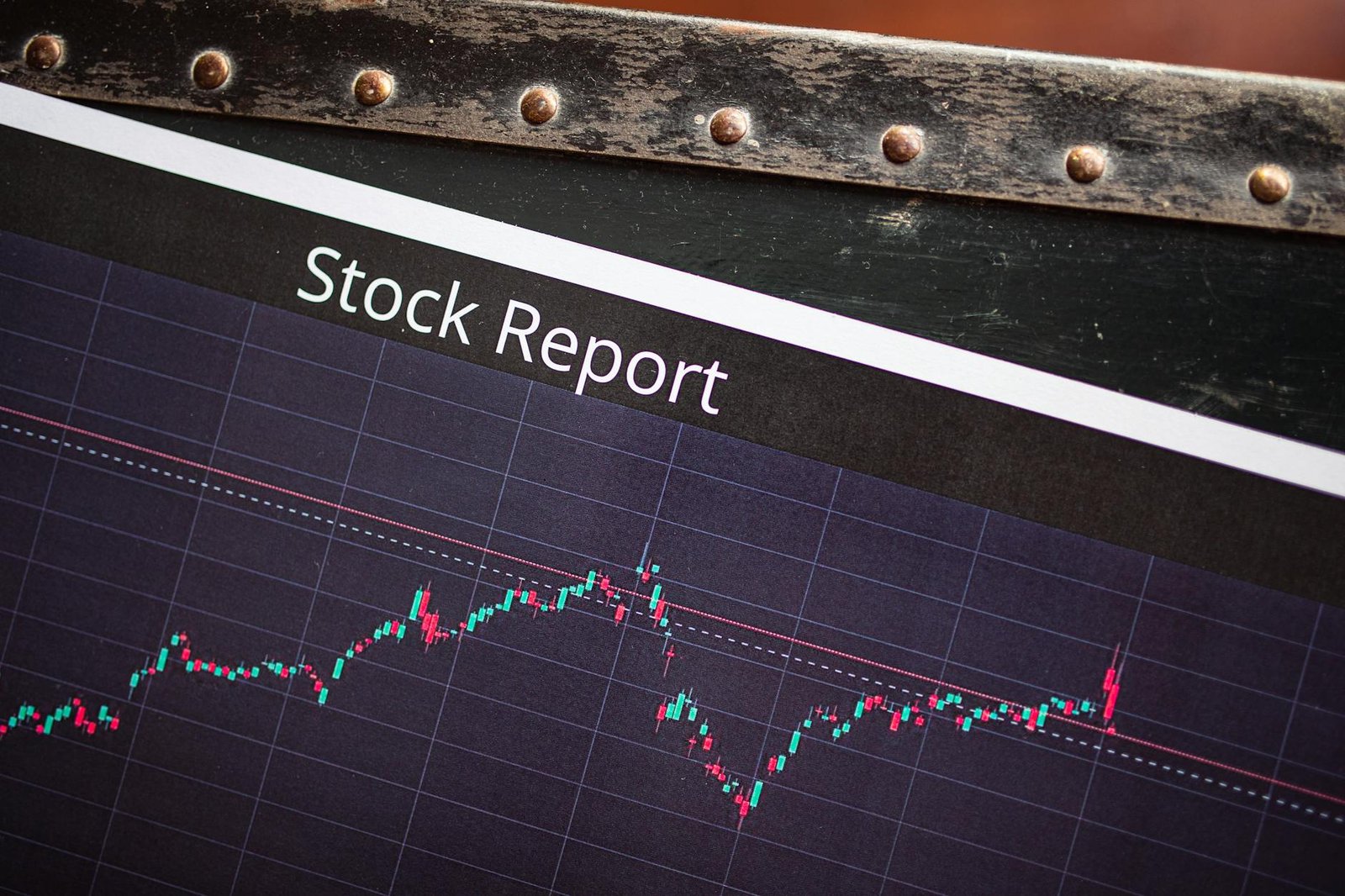 Israeli Markets Surge to New Heights Despite Escalating Military Tensions with Iran