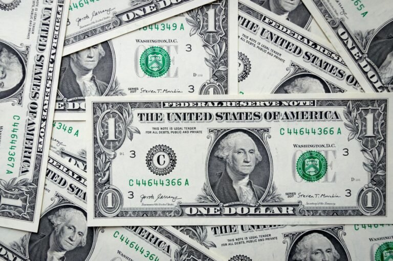 US Lawmaker Probes Federal Reserve Approval of Kraken, Warns of ‘Critical’ Risk
