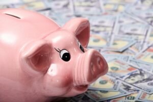Banks push to slow stablecoin law as Agora races for charter