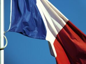 France Advances Law Mandating Self Custody Funds’ Disclosure