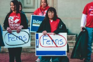 Tillis won’t support Senate crypto bill without ethics provision