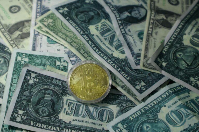 BTC USD Price Hanging in The Balance: What is Quantum Computer, and Can Bitcoin Survive it?