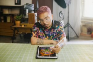 Digital Art NFT Marketplace Foundation Closes After Failed Acquisition in Early 2026