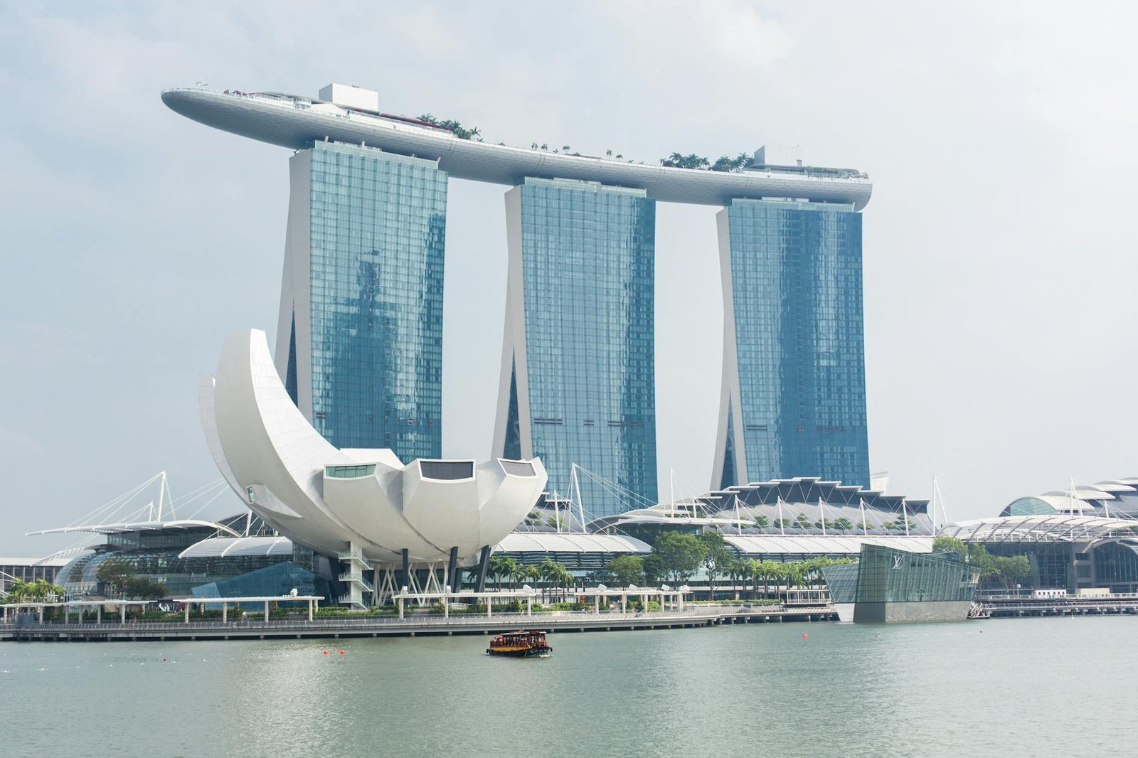 Singapore Gulf Bank Launches In-Bank Settlement for USDC on Solana