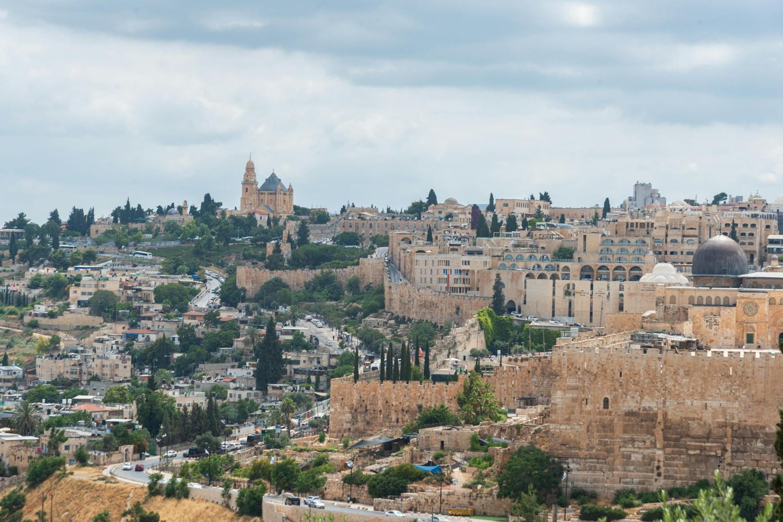 A digital shekel is here: Israel approves its first regulated stablecoin