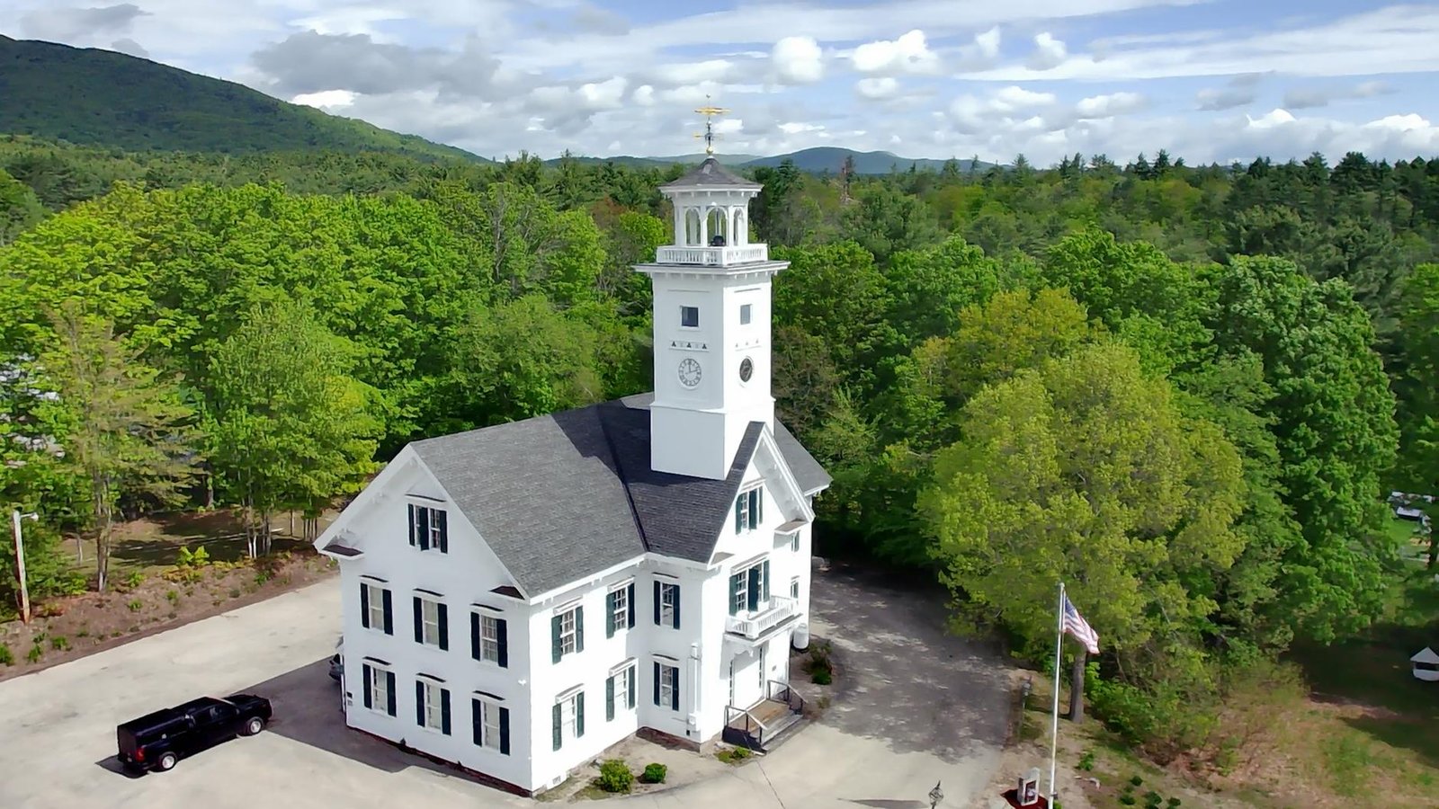 New Hampshire issues Bitcoin-backed municipal bond with Ba2 rating: Moody's