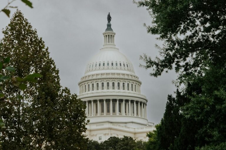 US Lawmakers Urged to Advance CLARITY Act as Digital Chamber Pushes Senate Markup