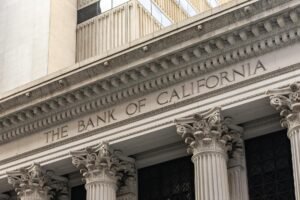SoFi announces 24/7 banking hub that blends traditional cash with crypto