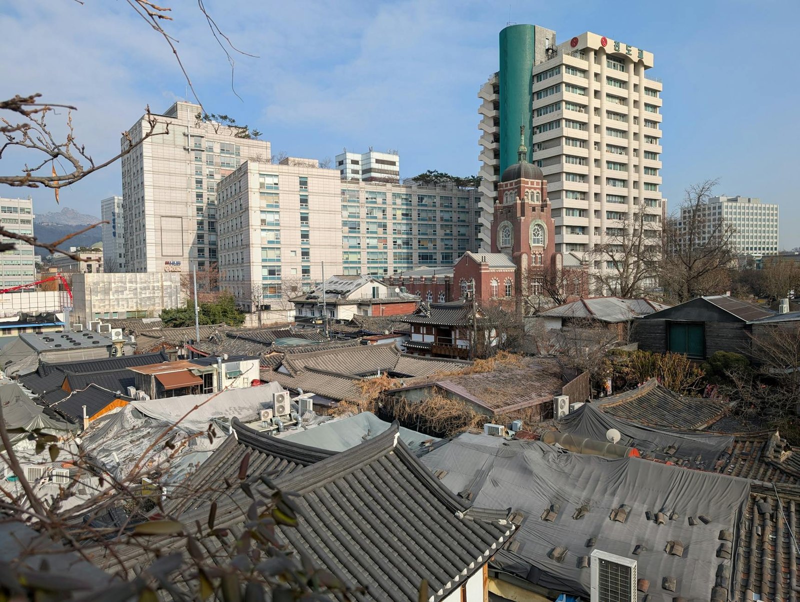 Bank of Korea governor backs CBDCs, deposit tokens in first address