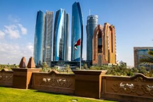 UAE investors buy AI dip, keep crypto exposure despite conflict