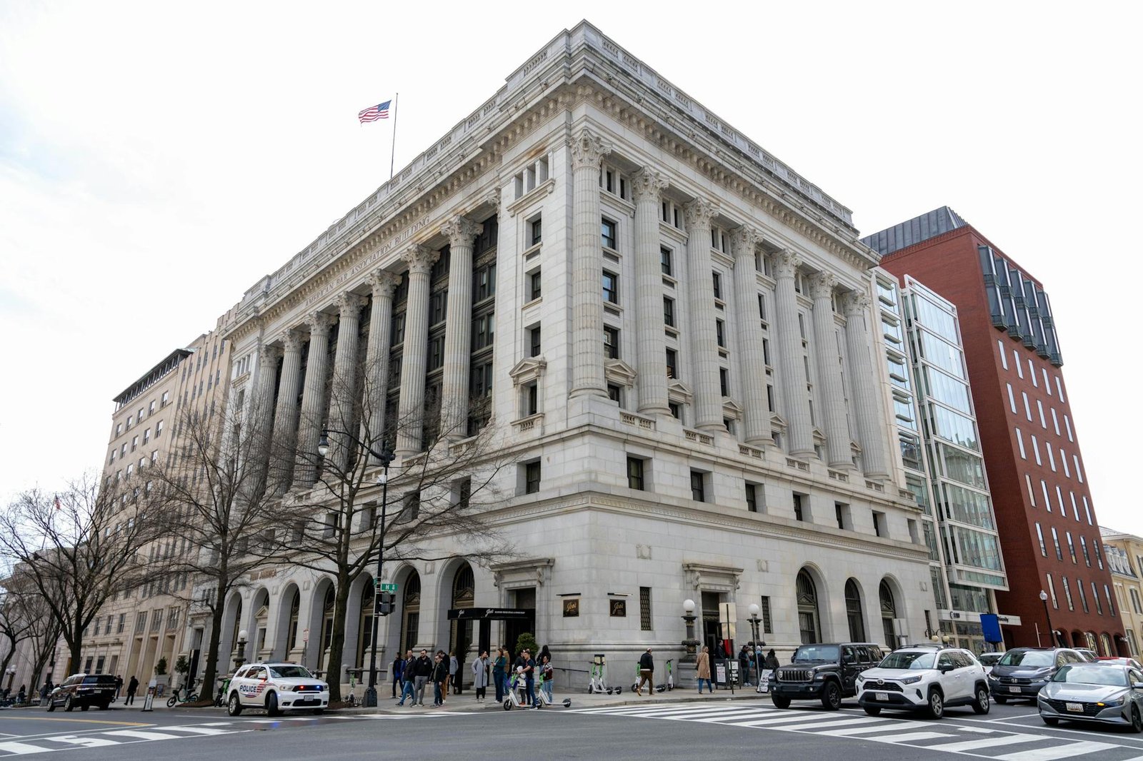 SEC charges Donald Basile in $16M crypto fraud tied to ‘insured’ token