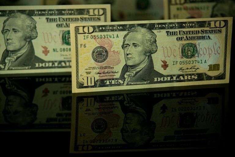 Federal Reserve Set to Hold Rates as Markets Fully Price out 2026 Cuts