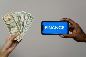 Robinhood dips as Q1 earnings miss and crypto revenue, volume fall nearly 50%