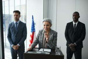 Senator Elizabeth Warren questions Elon Musk about X Money