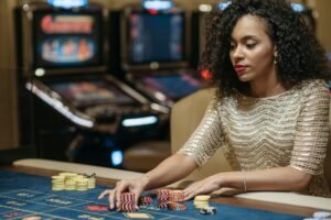Pin Up Casino jonli dilerlar bilan oyinlar va real vaqtda translyatsiyalar.1262