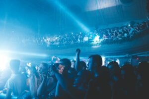 RAVE Token Enters Top 20 After Staggering 10,000% Monthly Surge